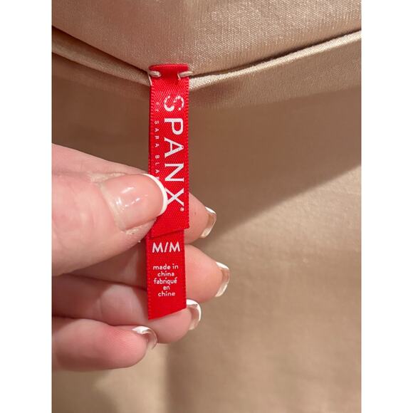 SPANX by SARA BLAKELY, WOMEN'S M, BEIGE COMPRESSION SHAPEWEAR SHORTS - Picture 2 of 3